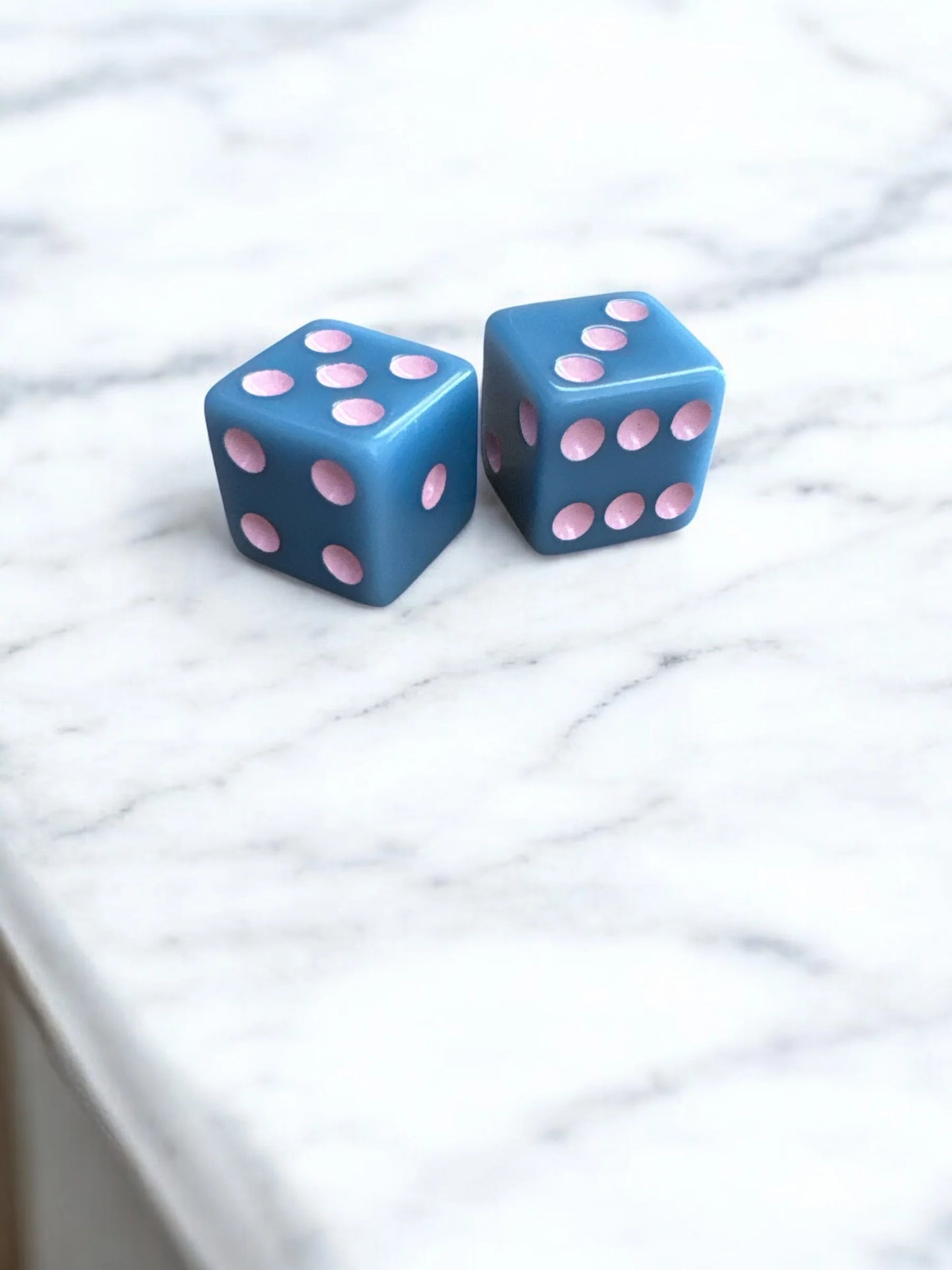 Mahjong Dice Set | Blue Grey & Light Pink