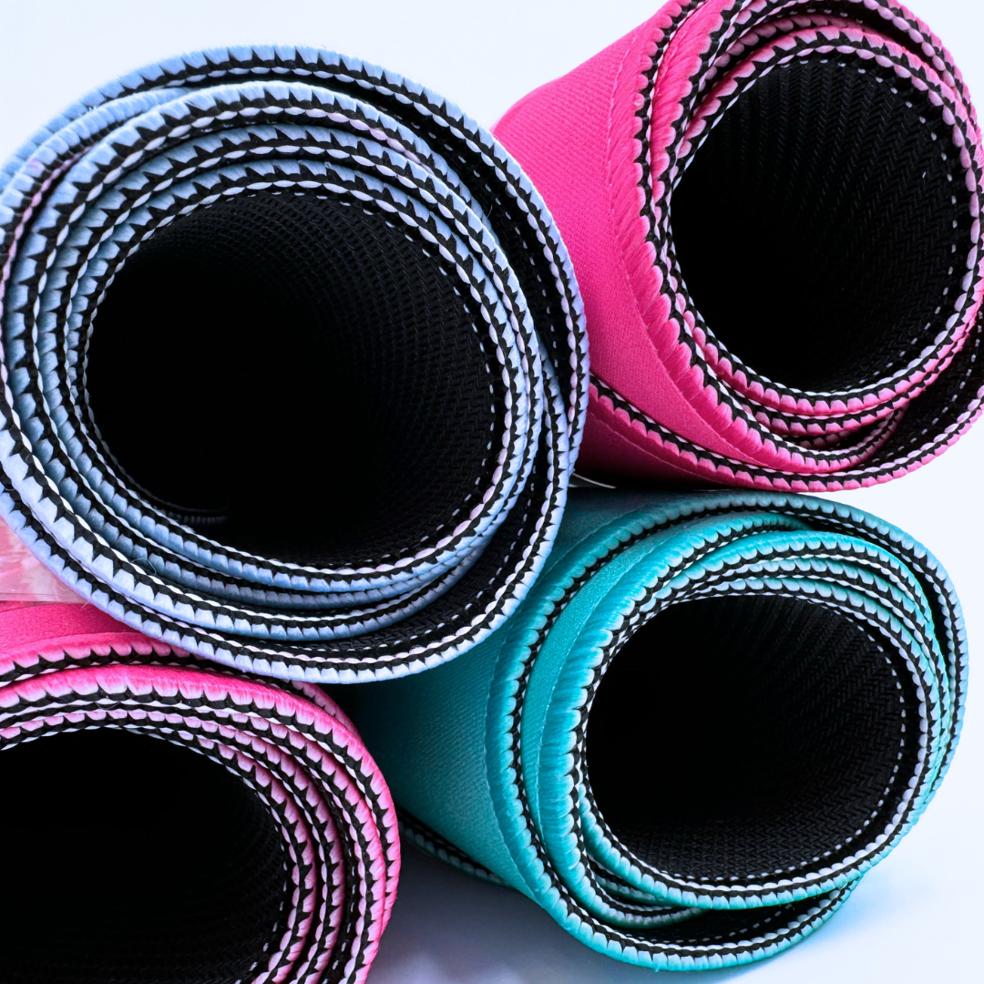 Mahjong Mat | Color Wave Green Center Pink Scallop
